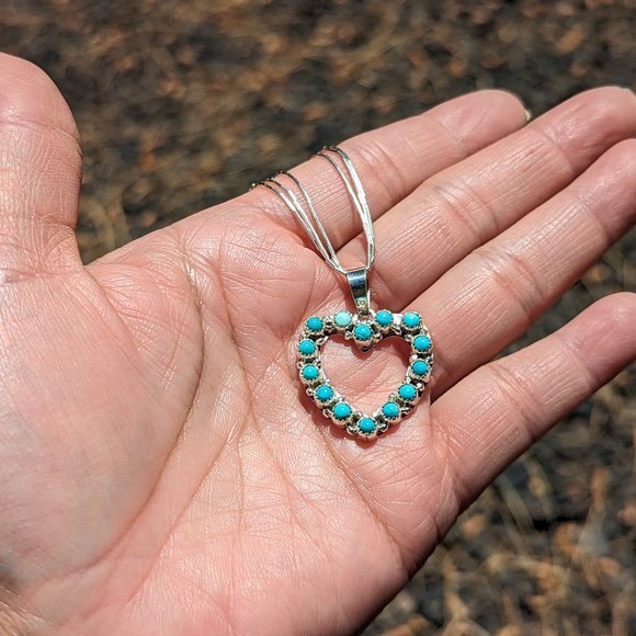 Navajo Kingman Turquoise Heart Pendant Liquid‎ Sterling Silver Chain Necklace*** - Picture 8 of 11